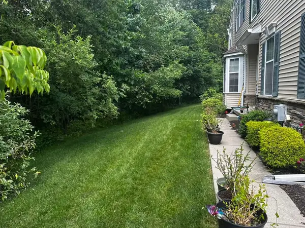 Landscaped common grounds